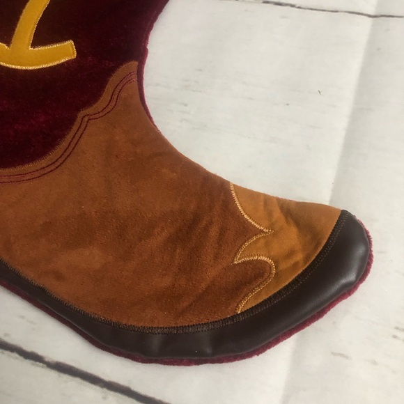 YELLOWSTONE BOOT CHRISTMAS STOCKING 17" - Picture 3 of 6